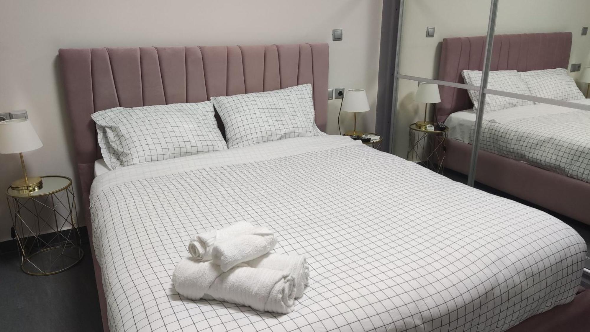 Ermou Downtown Suites By Athens Urban Retreat מראה חיצוני תמונה