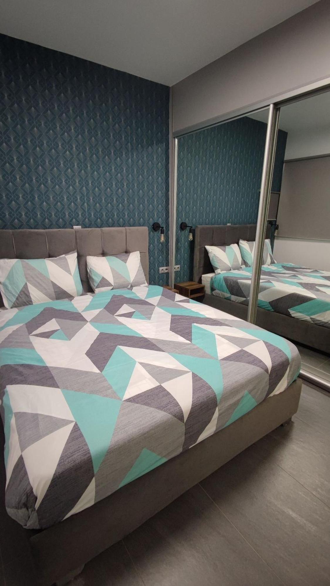 Ermou Downtown Suites By Athens Urban Retreat מראה חיצוני תמונה