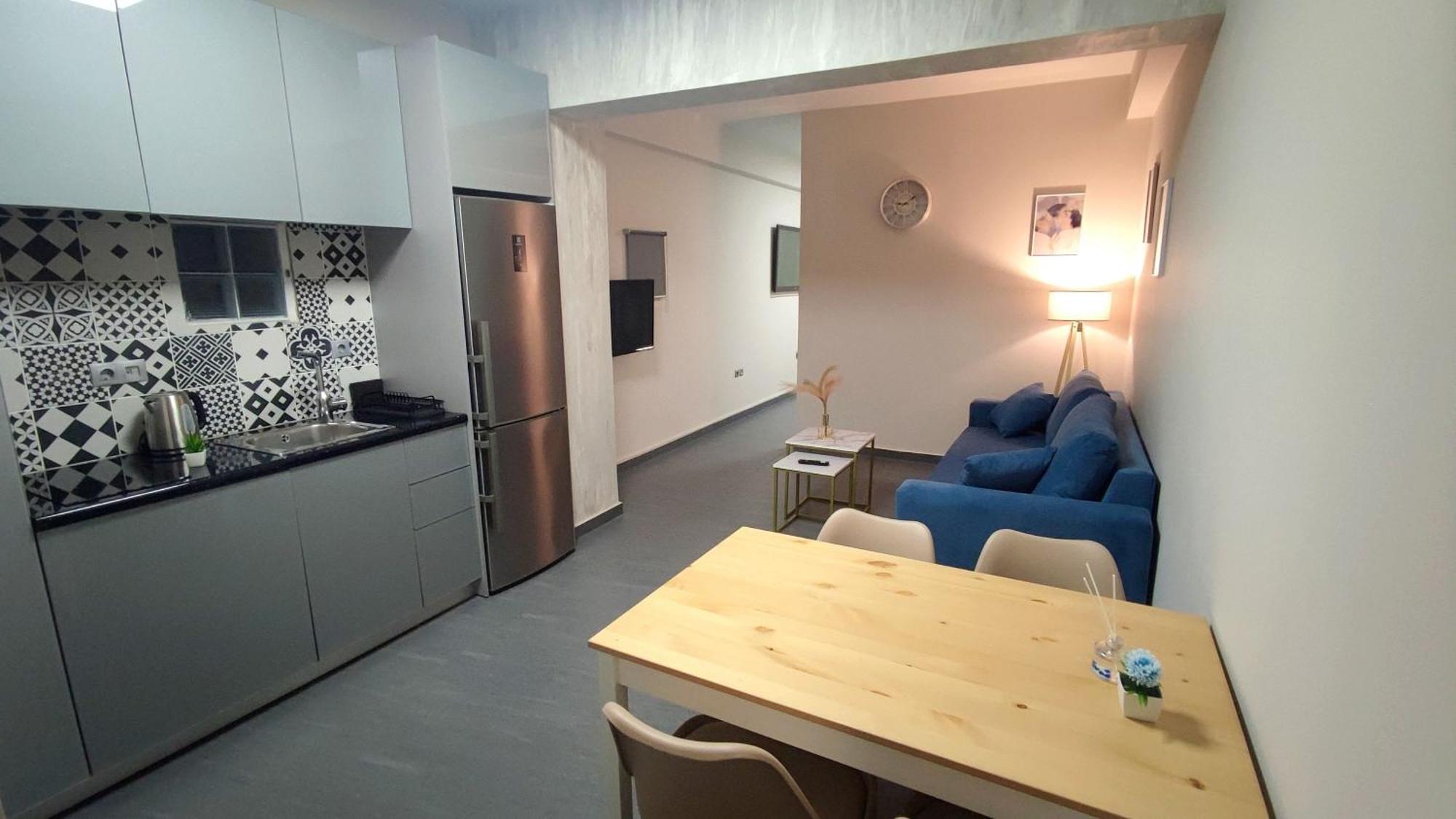 Ermou Downtown Suites By Athens Urban Retreat מראה חיצוני תמונה